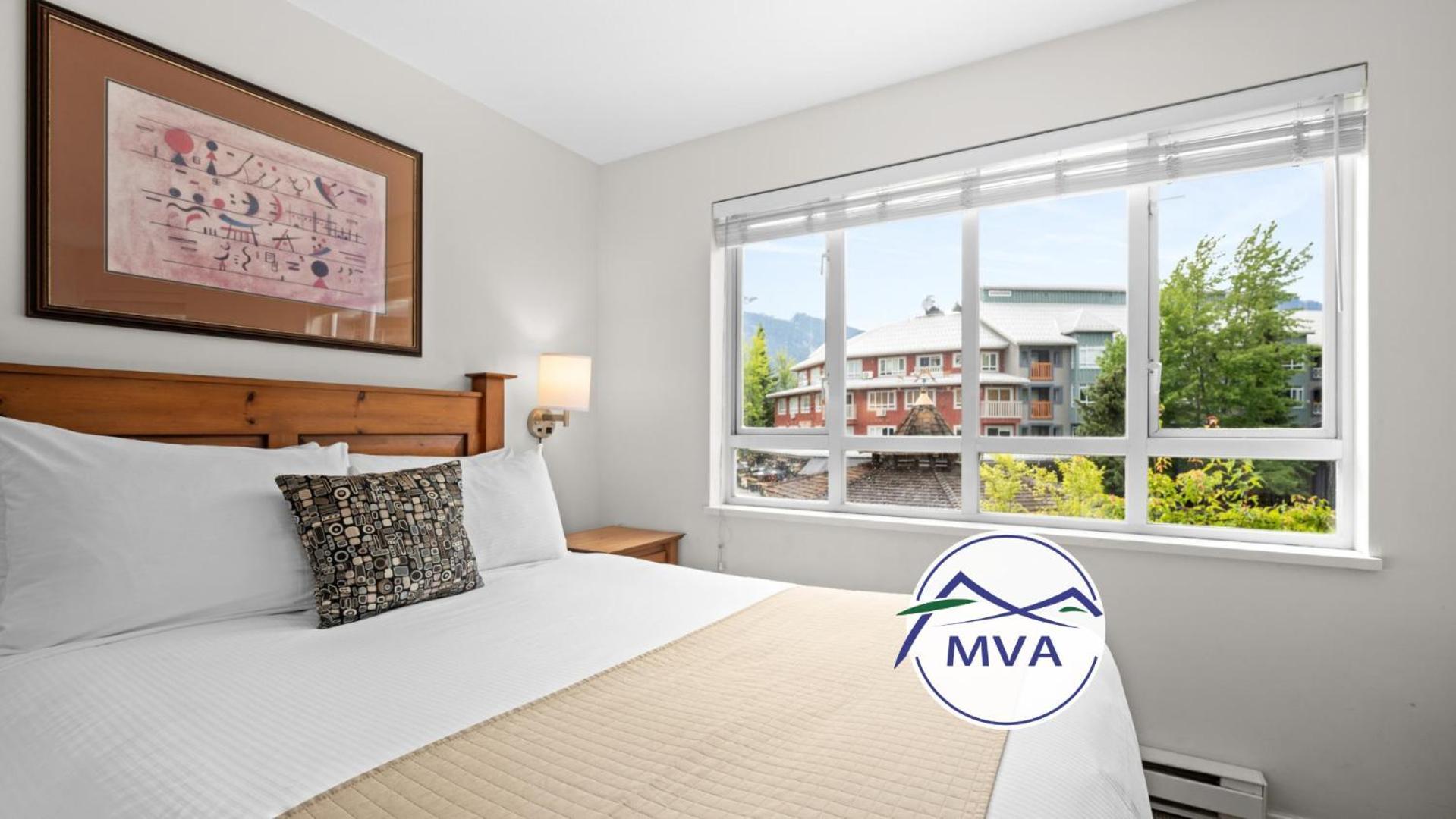 Bear Lodge Two Bedroom By Mva Уистлер Экстерьер фото